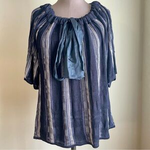 Dana Buchman short sleeved navy striped knit scoop neck top